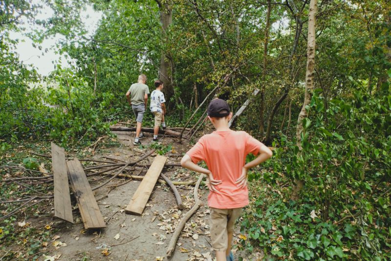 Speelbos Krispijn klaar voor avontuur: blije buitenspelers